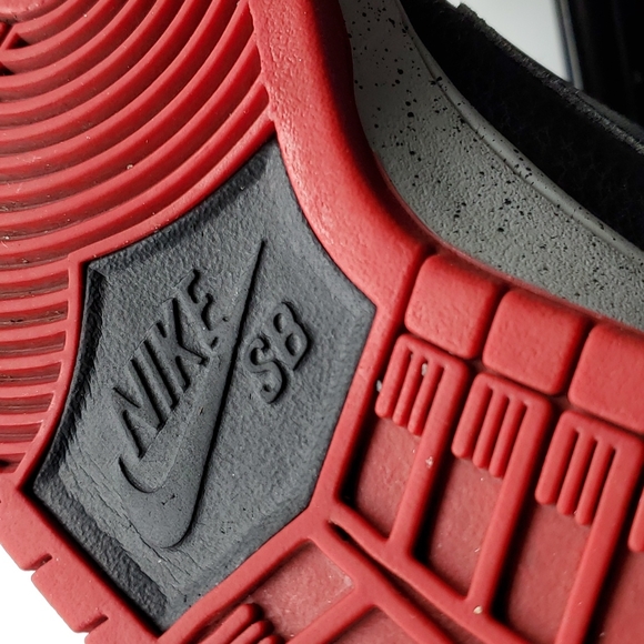 NIKE SB DUNK LOW PRO BLACK CEMENT - Picture 10 of 12